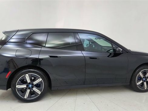 Used 2024 BMW iX xDrive50 w/ Sport Package image 6