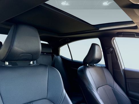 Used 2025 Toyota Camry XSE image 14