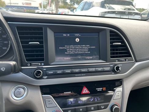 Used 2018 Hyundai Elantra Value Edition FWD image 25