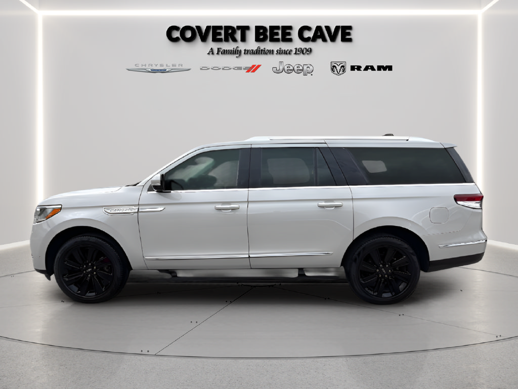 Used 2023 Lincoln Navigator L Reserve AWD/4WD image 4