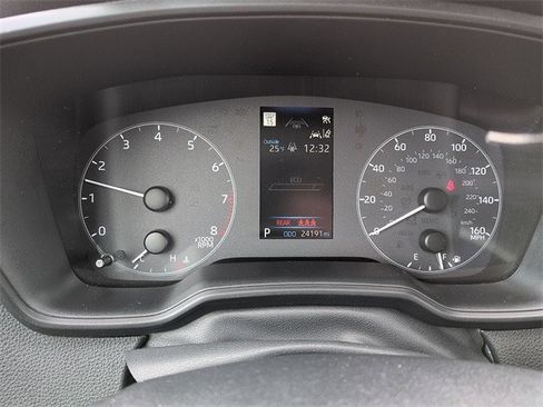 Certified 2025 Toyota Corolla LE image 18