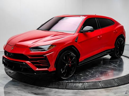 Used 2020 Lamborghini Urus image 4