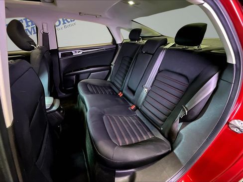 Used 2013 Ford Fusion SE FWD image 21
