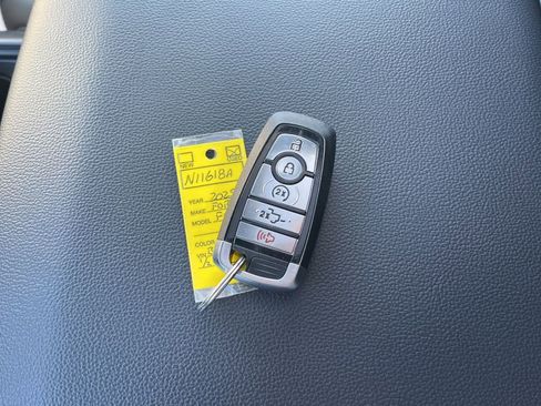 Used 2025 Ford F150 Lariat w/ Equipment Group 502A High image 26