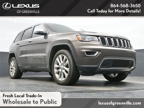 Used 2017 Jeep Grand Cherokee Limited image 10