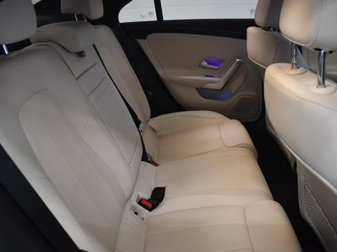 Used 2022 Mercedes-Benz CLA 250 image 17