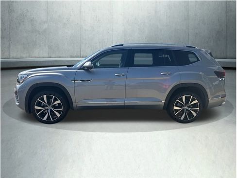 New 2026 Volkswagen Atlas SEL Premium R-Line image 2