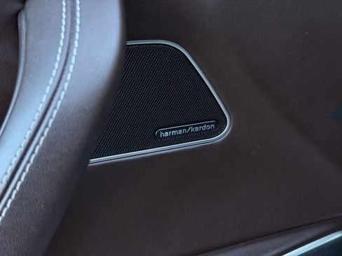 Used 2019 Maserati Levante Base image 46