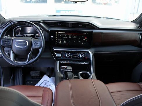 Used 2024 GMC Sierra 1500 Denali Ultimate image 35