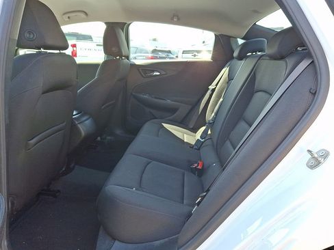 Used 2021 Chevrolet Malibu RS FWD image 11