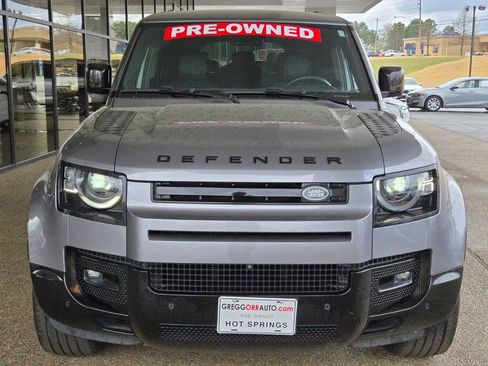 Used 2024 Land Rover Defender 130 X-Dynamic SE image 7