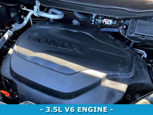 Used 2025 Honda Ridgeline Sport image 32