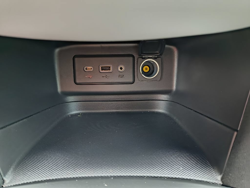 Used 2024 Chevrolet Equinox LS w/ LS Convenience Package FWD image 19