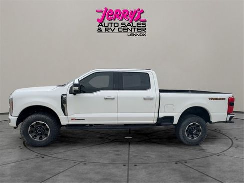 Used 2024 Ford F350 XLT w/ FX4 Off-Road Package image 2