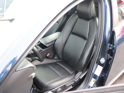 Used 2024 MAZDA MAZDA3 s image 11