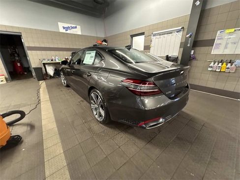 Used 2025 Genesis G70 3.3T Advanced w/ Sport Prestige Package image 9