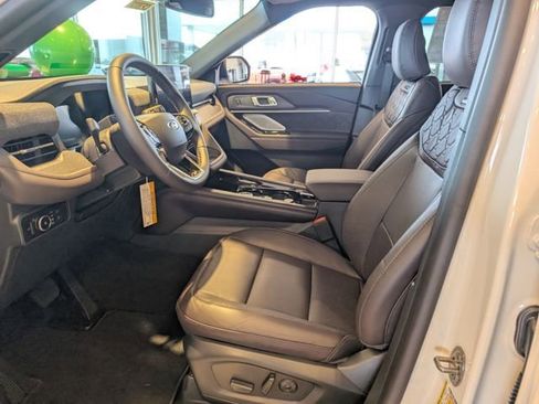 New 2026 Ford Explorer Platinum w/ LUX Leather Package image 14