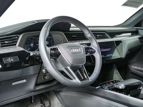 Used 2024 Audi Q8 e-tron Prestige w/ Prestige Package AWD/4WD image 4