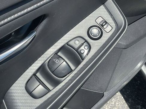 Used 2021 Nissan Sentra SV FWD image 18