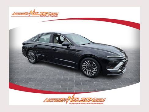 Used 2024 Hyundai Sonata SEL image 1