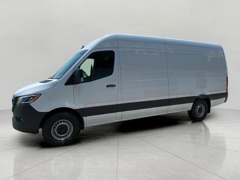 New 2025 Mercedes-Benz Sprinter 2500 image 8