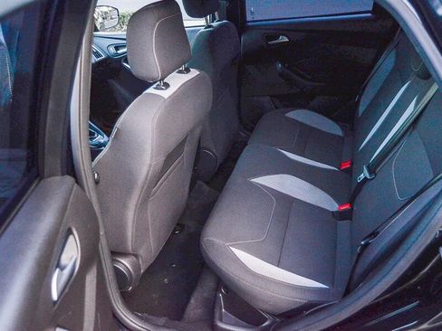 Used 2016 Ford Focus ST image 20