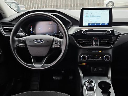Used 2025 Ford Escape Active FWD image 18
