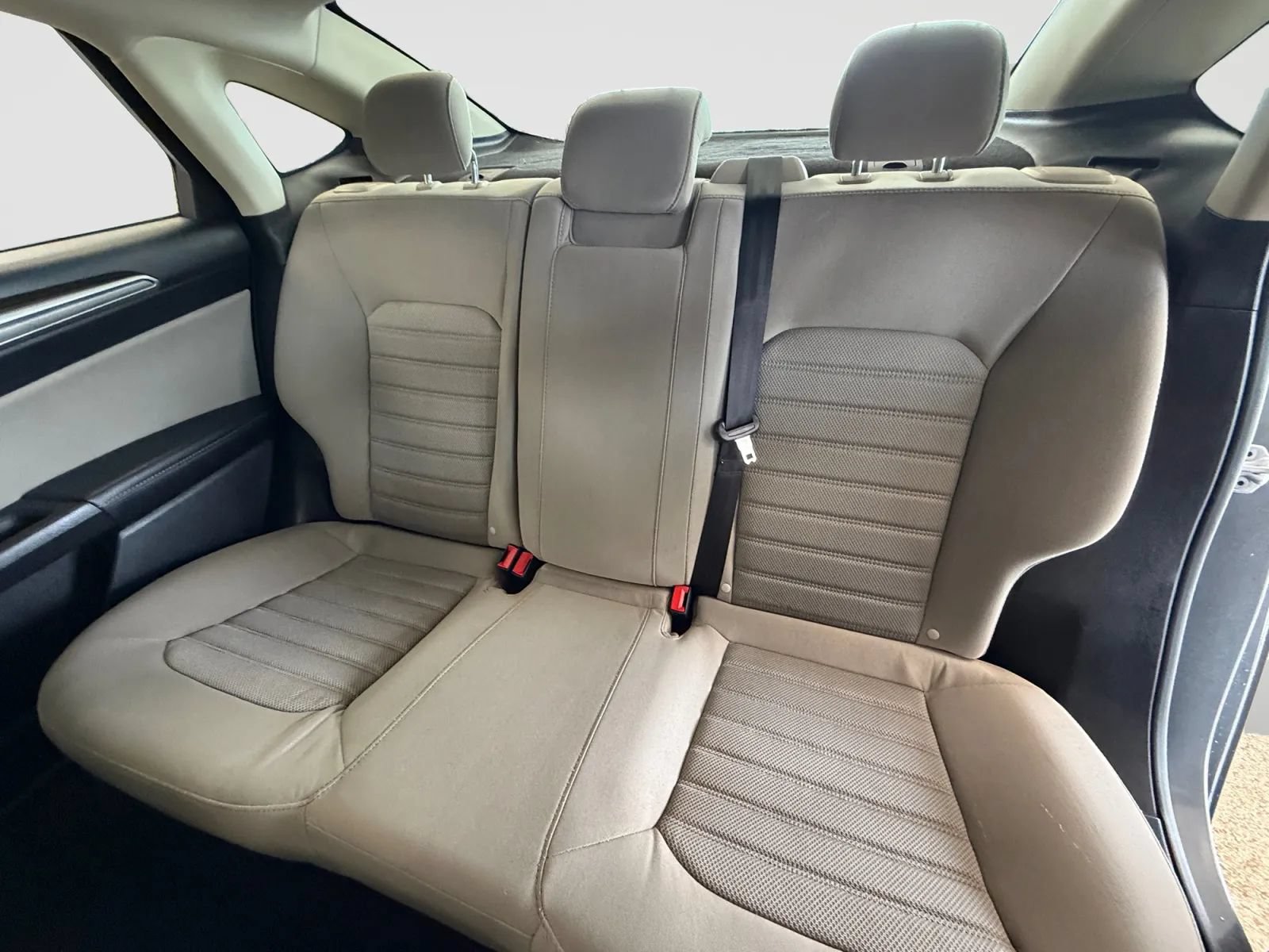 Used 2020 Ford Fusion S FWD image 15