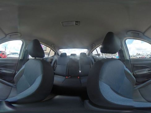 Used 2025 Nissan Versa SV FWD image 40