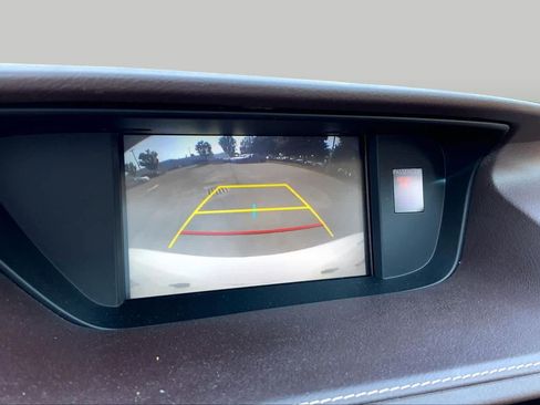 Used 2018 Lexus ES 350 w/ Luxury Package w/Wood Trim FWD image 27