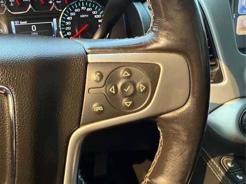 Used 2018 GMC Yukon XL SLT image 20