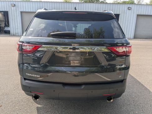 Used 2021 Chevrolet Traverse LT image 5