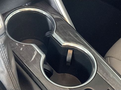 Used 2021 Toyota Highlander Limited image 15