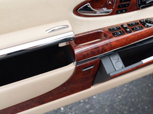 Used 2007 Maybach 57 image 51