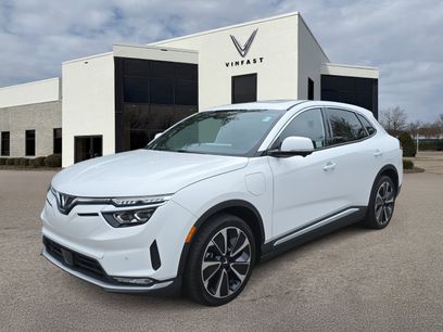 New 2025 VinFast VF 8 Plus
