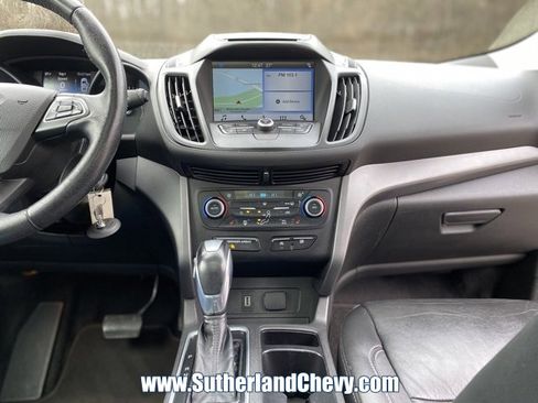 Used 2018 Ford Escape SEL image 23