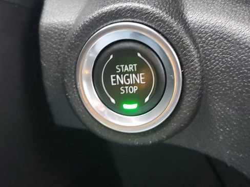 Used 2021 Chevrolet TrailBlazer RS w/ Technology Package image 21