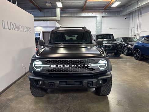 Used 2023 Ford Bronco Badlands image 2