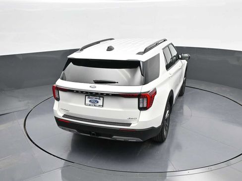 Used 2025 Ford Explorer Active w/ Active Comfort Package image 34