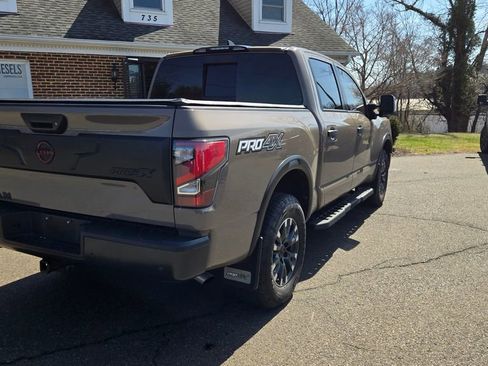 Used 2024 Nissan Titan PRO-4X w/ Pro-4x Convenience Package image 7