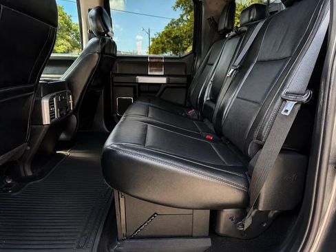 Used 2017 Ford F250 Lariat w/ FX4 Off-Road Package AWD/4WD image 10
