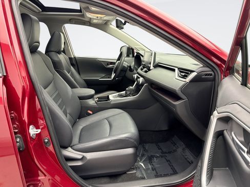 Used 2020 Toyota RAV4 Limited w/ All Weather Liner Package AWD/4WD image 19