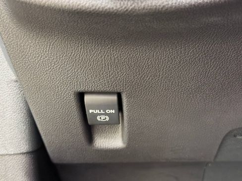 Used 2019 Lincoln MKC Reserve w/ MKC Climate Package FWD image 42