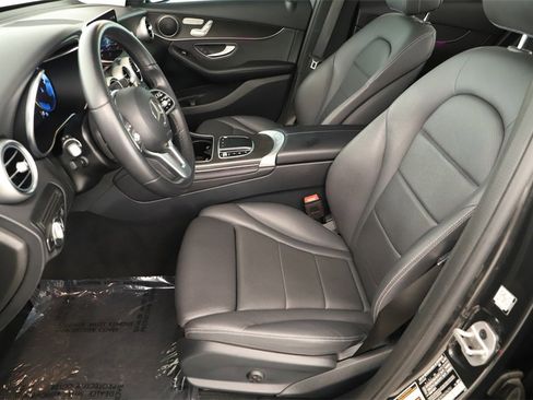 Used 2022 Mercedes-Benz GLC 300 image 24