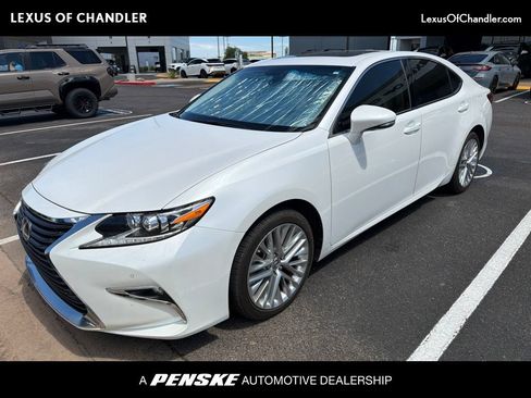 Used 2016 Lexus ES 350 w/ Navigation System Package FWD image 1