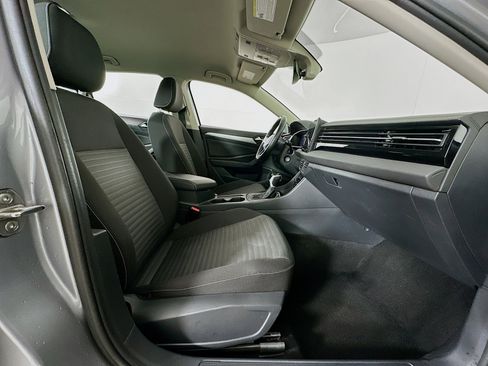 Used 2025 Volkswagen Jetta S image 29