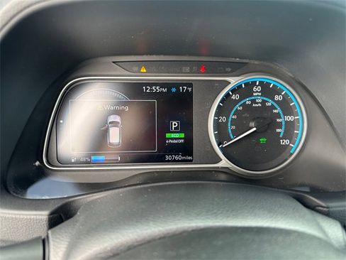 Used 2022 Nissan Leaf SV w/ SV Technology Package image 21