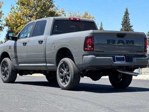 New 2026 RAM 2500 Big Horn AWD/4WD image 5