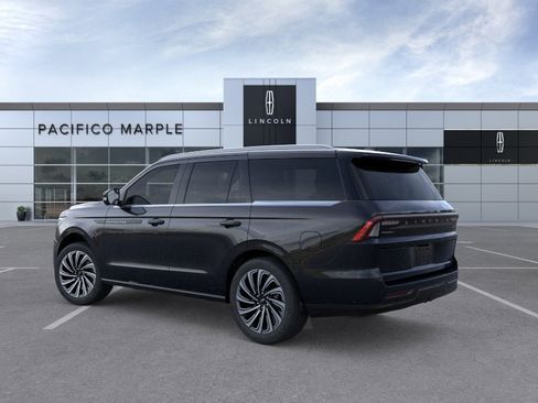 New 2026 Lincoln Navigator Black Label AWD/4WD image 4