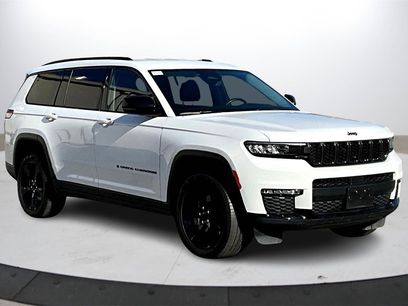 Used 2023 Jeep Grand Cherokee L Limited w/ Black Appearance Package